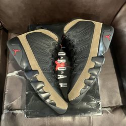 Nike Air Jordan 9 Retro Olive Size 10.5