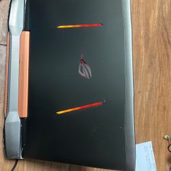 Gaming Asus ROG Corei7 6th Gen 2,6 32gb Ram 512gb SSD Win 11 NVidia RTx 1060