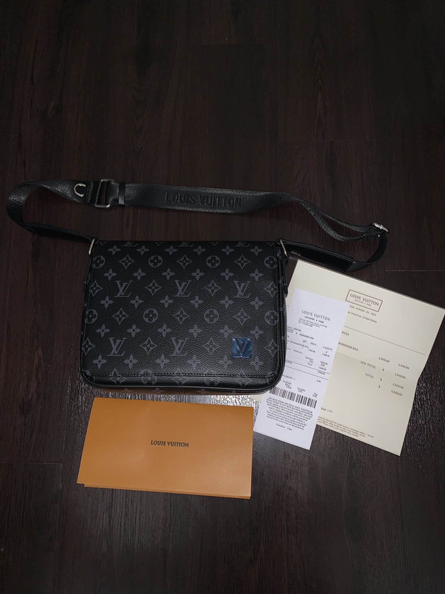 Louis Vuitton District PM Eclipse