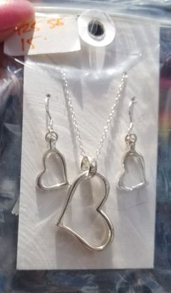 925 sterling silver heart necklace and earring set