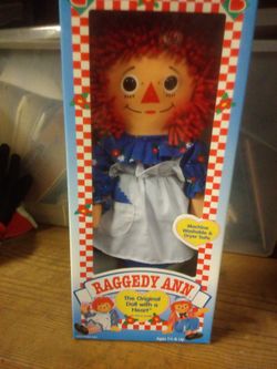 Volkswaggy and dolls in the package