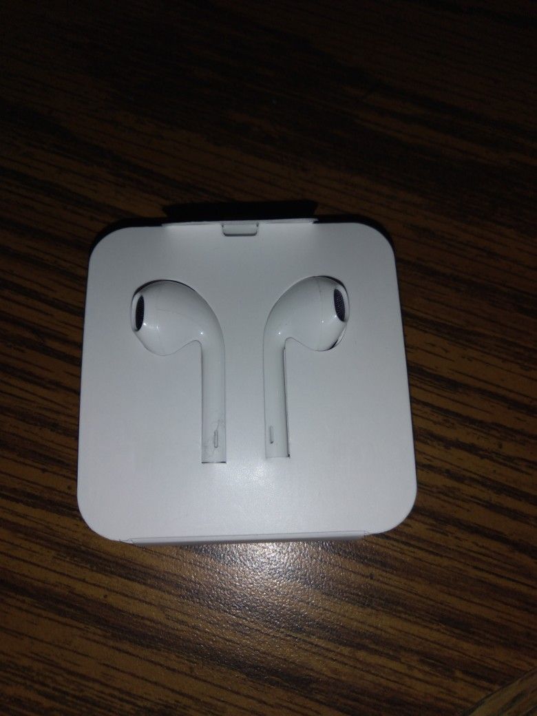 Wired Apple Headphones
