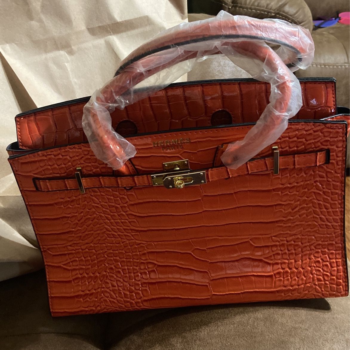 Louis Vuitton Grenelle Tote White M57680 27x19x11cm for Sale in  Nacogdoches, TX - OfferUp