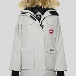 Canada Goose Wyndham Parka Jacket (willing to negotiate price)