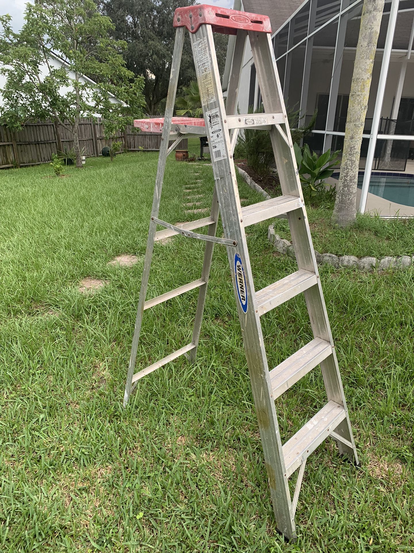 6 Ft Ladder