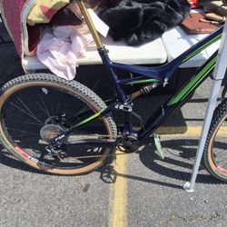 Specalized Stump Jumper Sworks Mountain Bike 