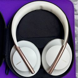 Bose Noise Cancelling Wireless Headphones 700 🎧 Bluetooth