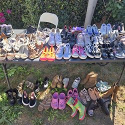 Girls Shoes Different Sizes Fromt Toddler To 12yr