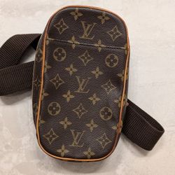 Louis Vuitton Crossbody Bag A Grade