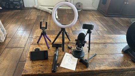 Podcasting equipment