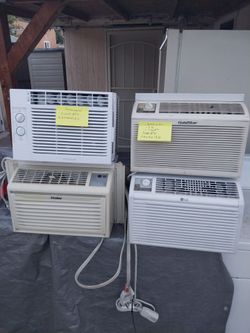 5,000 BTU WINDOW FOUR AIR CONDITION 🥶