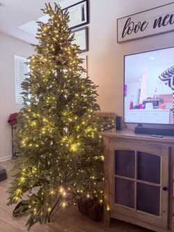7’ Artificial Christmas Tree
