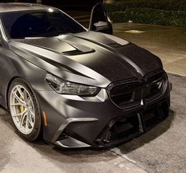 BMW G9X(G90/G99) M5 ALPHA N CARBON HOOD