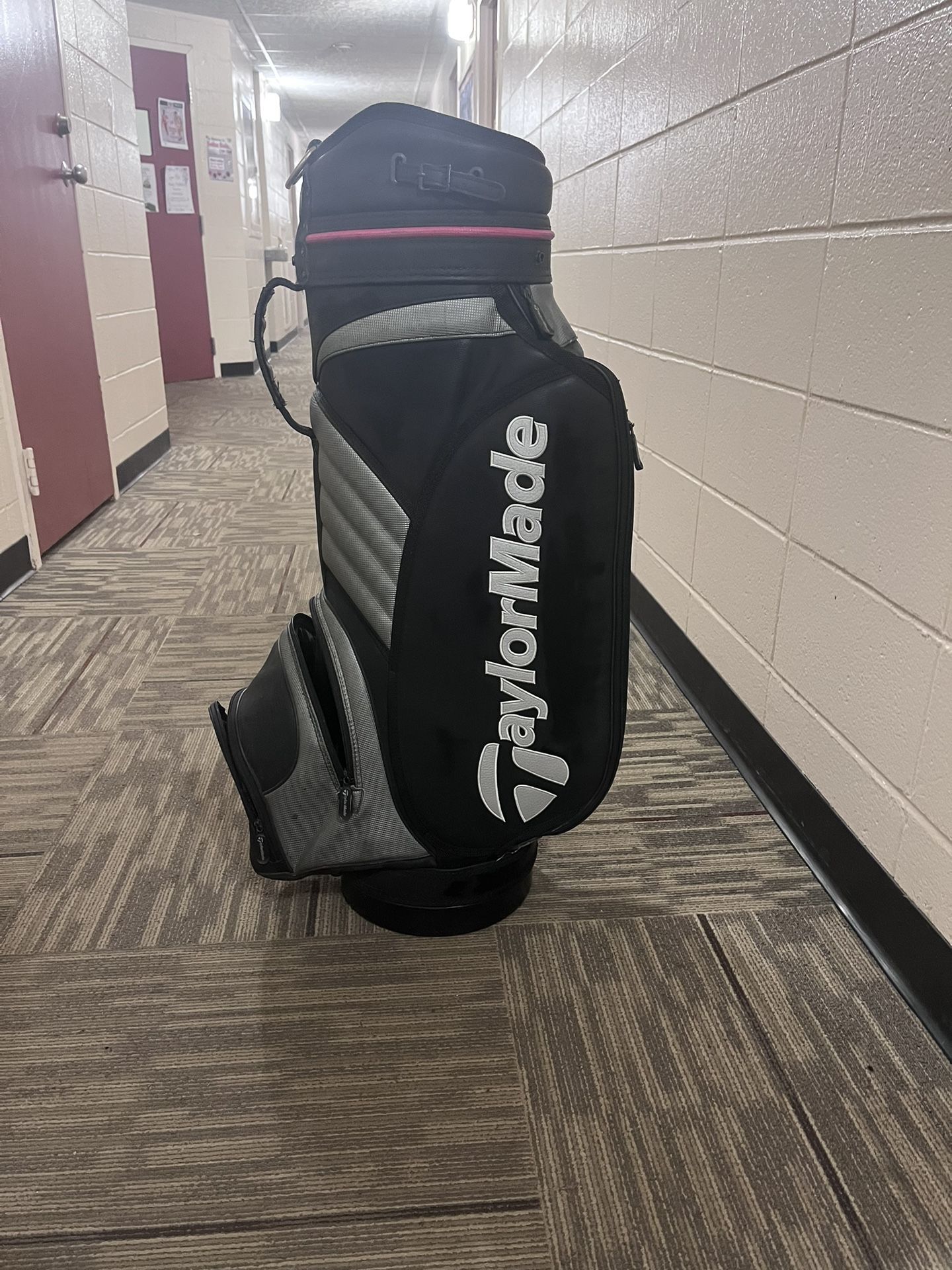 Taylor Made Golf Bag