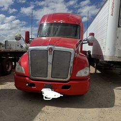 2016 kenworth T680 35,000 OBO