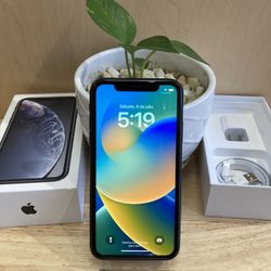 Apple Iphone XR 64Gb Black Unlocked For Any Carrier/iphone XR 64GB Liberado Para Cualquier Compañia 
