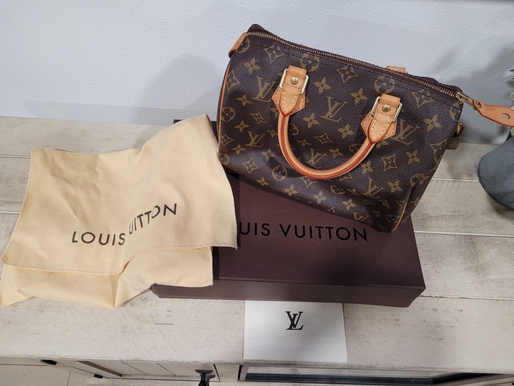Louis Vuitton Speedy 25