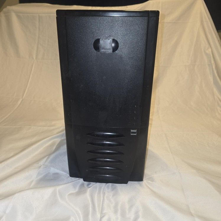 Vintage Retro PC Tower – IDE + AGP + PCI – Untested, For Modding or Parts