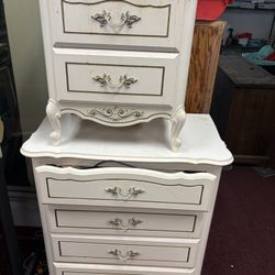 Dresser Set
