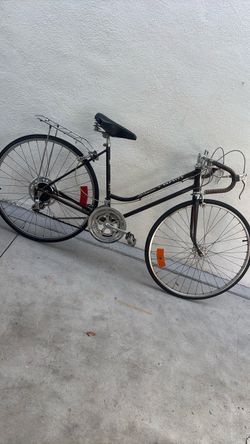 Schwinn Varsity Road Bike 27”