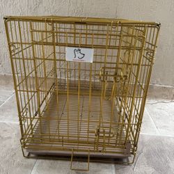 Gold Dog Cage With Ease To Clean Bottom Bin
