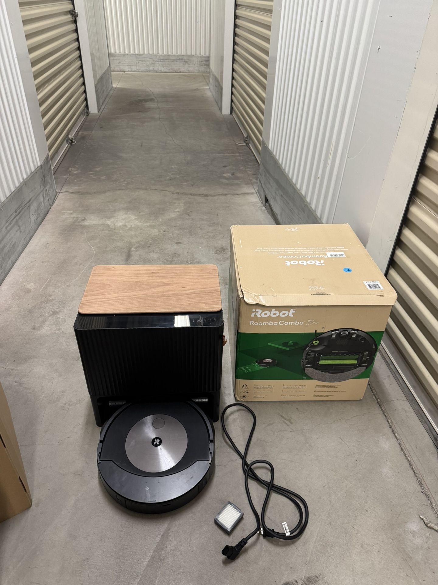 iRobot Roomba Combo j9+ Self Emptying & Auto Fill Robot Vacuum & Mop – Multi Functional Base Refills Bin and Empties Itself Vacuums and Mops Without