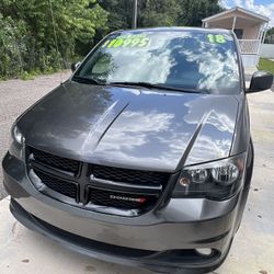 2018 Dodge Caravan // Clean Low Miles 