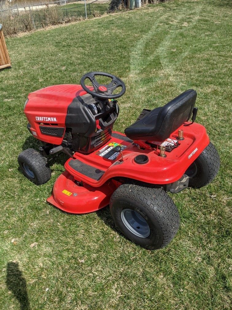2020 Craftsman T110 Riding Mower 500 Or Best Offer