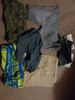 Boys clothes 2 pair of pants Levis and urban pipeline army shorts 2 trunks and 1 shirt
