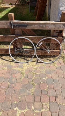 26x1.50 hjc front and back rim.