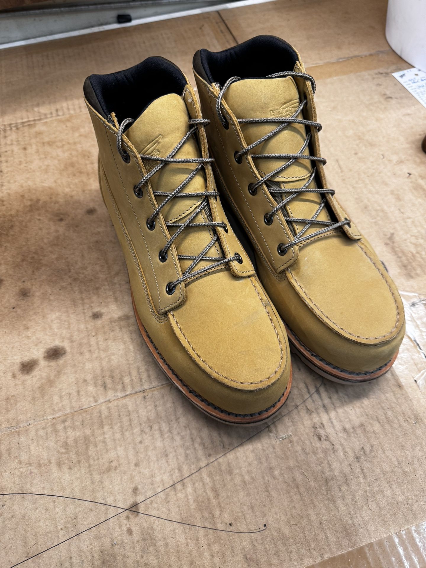 Red wing work boots 