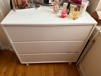Spacious white dresser $200 OBO