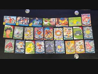 POKEMON VINTAGE NEAR MINT 90’S  B ST OFFER