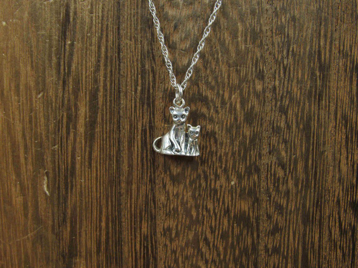 18 Inch Sterling Silver Double Cat Pendant Necklace