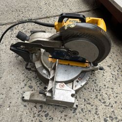 Dewalt 10 Inch Miter Saw