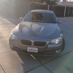 2012 BMW 528i