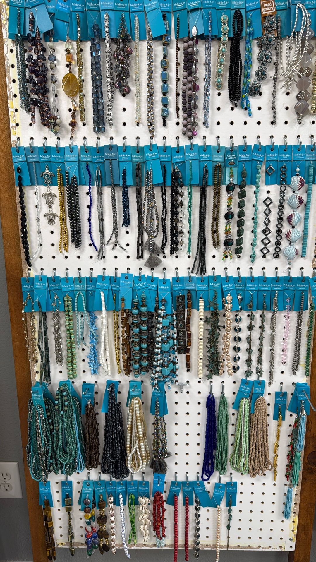 Jewelry Making Beads And Displays