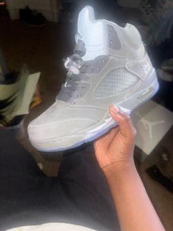 Grey wolf 5 size 7