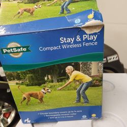 PetSafe Stay & Play Compact Wireless Dog Fence