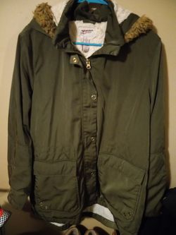Green Arizona Jacket With Fur Hood