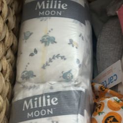 Newborn millie Moon 
