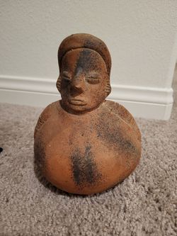 South American Pre-Columbia Style Pottery Statue Vessel Vase Mayan Aztec Inca 7"