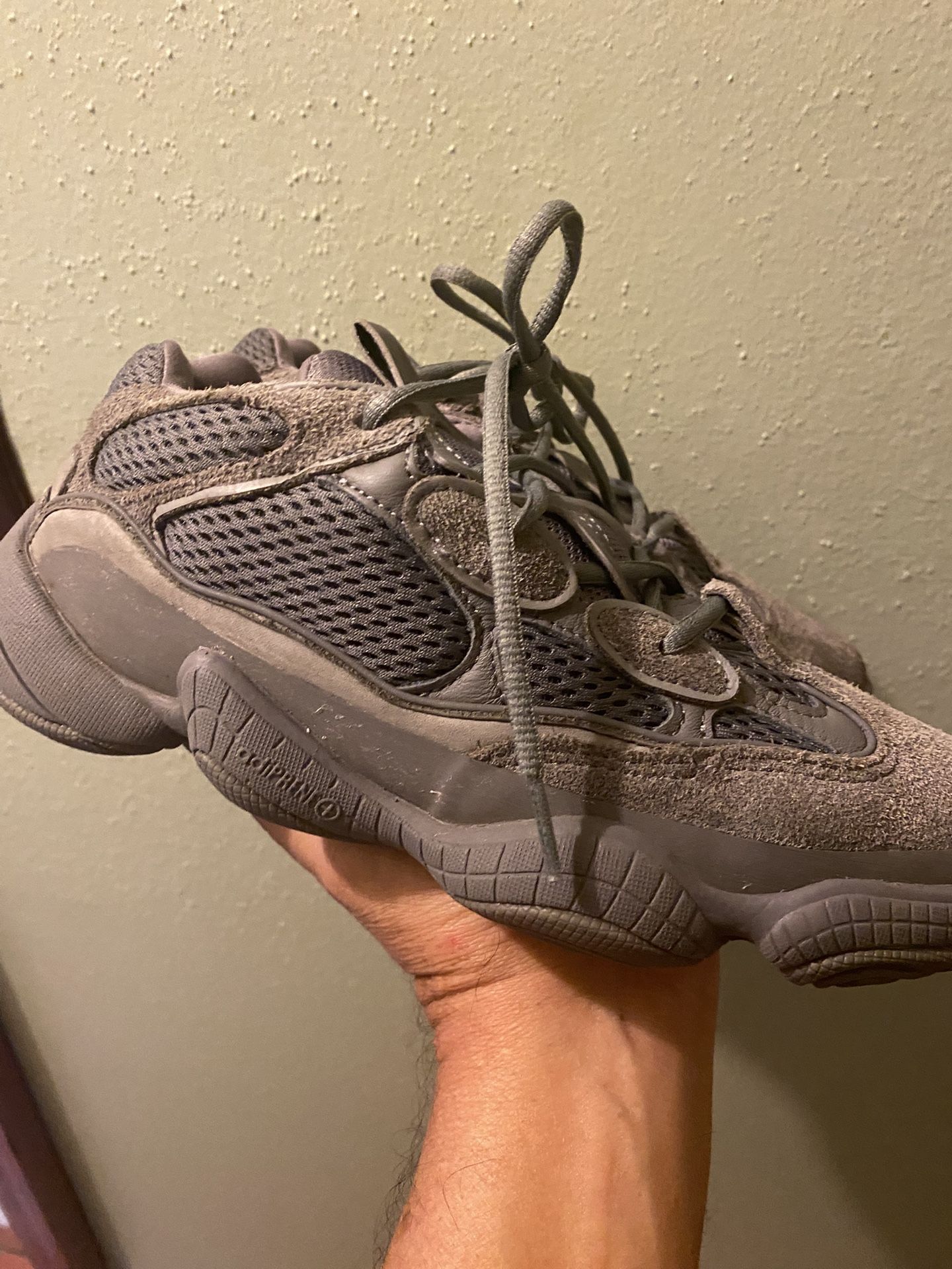 Adidas Yeezy 500 ‘ Granite ‘ Authentic Size 7.5
