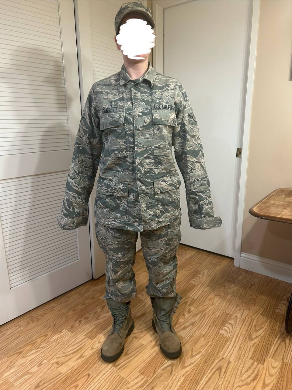 US Air Force ABU & APECs Full Uniform Set – Boots, Parka, Pants, Caps, Duffel Bag