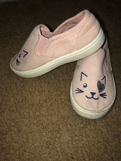 Carter’s Pink Kitty Shoes