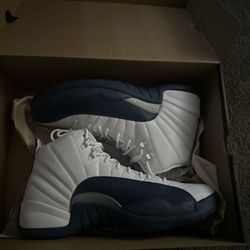 Jordan 12  French blue size 10.5