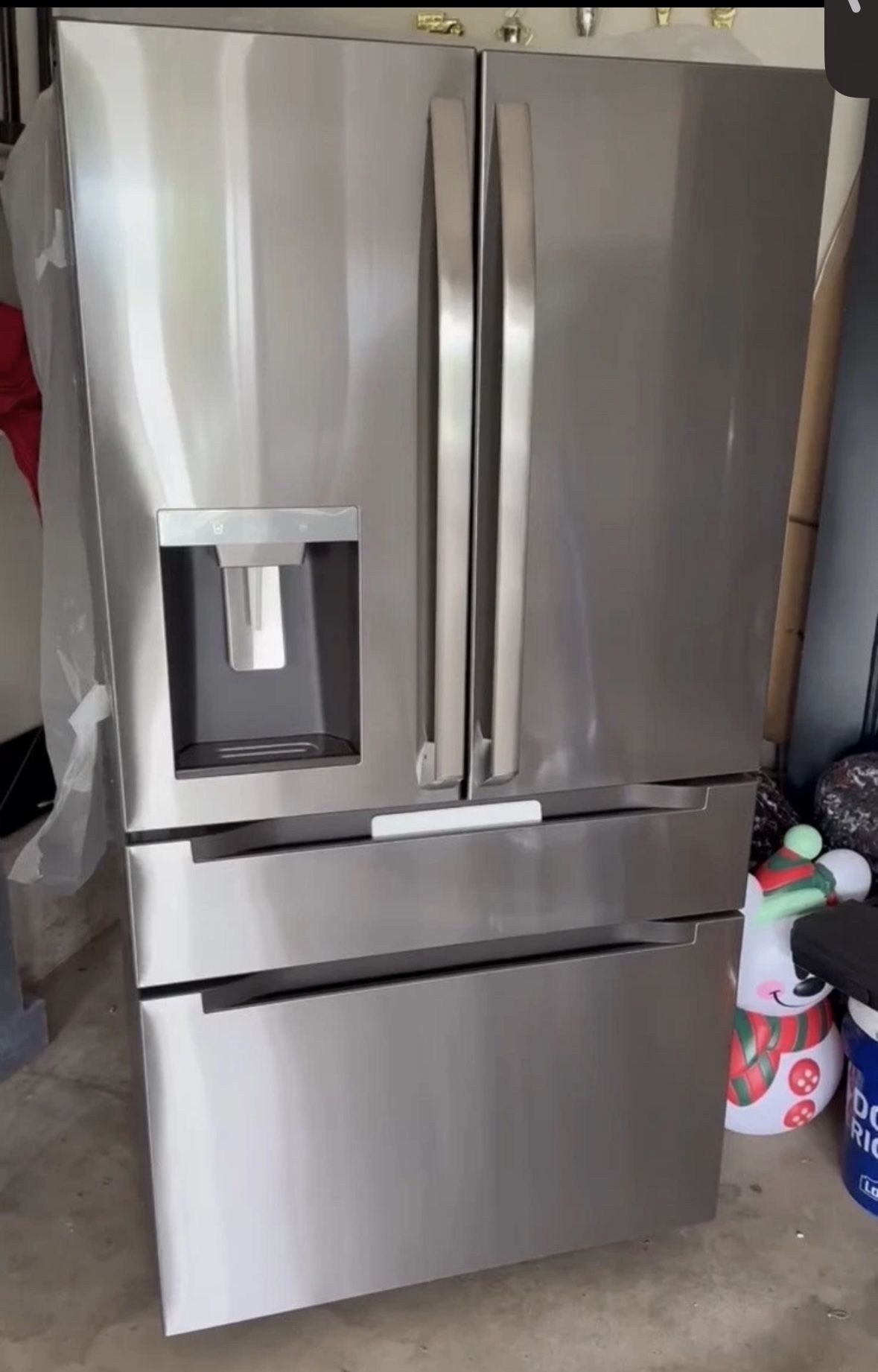 Midea Counter-Depth 21.6-cu ft 4 -Door Smart Compatible French Door Refrigerator with Dual Ice Maker