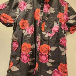 Small Hollister  Soft Stretch Shirt