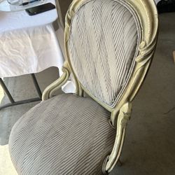 Antique Vanity Chair Color