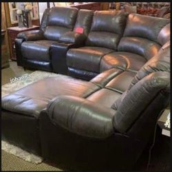 Brand New 💥 Gray/ Black 6 Piece Modern Reclining Sectional With Chaise 💫 Financing Available✅